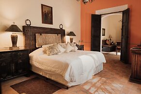 Hacienda Sepulveda Hotel & SPA