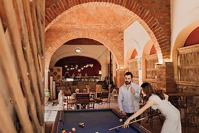 Hacienda Sepulveda Hotel & SPA