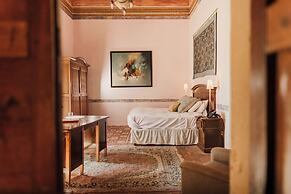 Hacienda Sepulveda Hotel & SPA