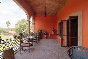 Hacienda Sepulveda Hotel & SPA