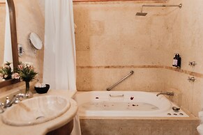 Hacienda Sepulveda Hotel & SPA