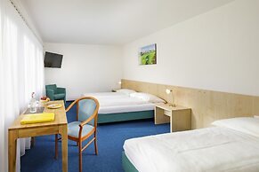 Central Hotel Post