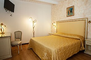 Viktoria Palace Hotel