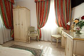 Viktoria Palace Hotel