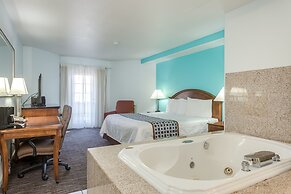 Pacifica Beach Hotel