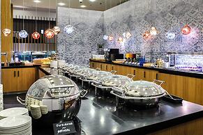 Courtyard by Marriott Warsaw Airport