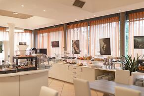 Noventa Hotel