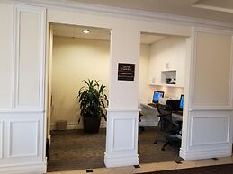 Hilton Garden Inn Montreal Airport