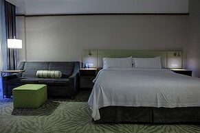 Hilton Garden Inn Montreal Airport