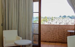 Hotel Bahía Sur