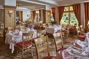 The Glacier Hotel (ex Eurotel Victoria)