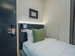 A Hotel Chinatown
