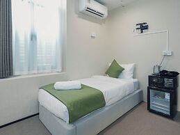 A Hotel Chinatown