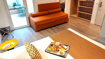 Avia Saphir Montparnasse