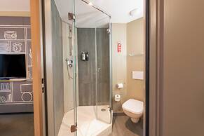 ibis Geneve Centre Lac