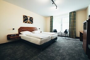 Maifeld Sport- und Tagungshotel