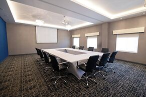 voco Saltillo Suites by IHG