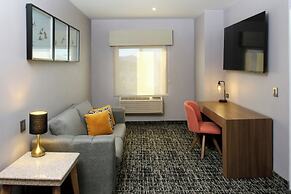 voco Saltillo Suites by IHG