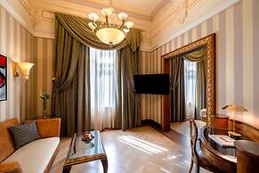 NH Collection Prague Carlo IV