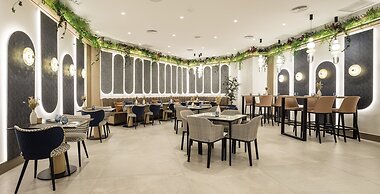 Hotel ILUNION Les Corts Spa