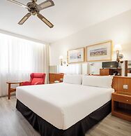 Hotel ILUNION Les Corts Spa