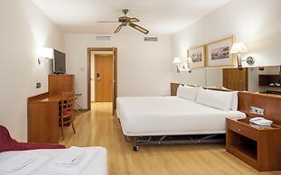 Hotel ILUNION Les Corts Spa
