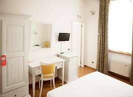 Hotel Sebino