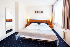 Qubus Hotel Głogów