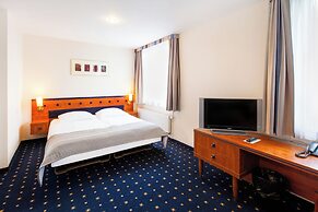 Qubus Hotel Głogów