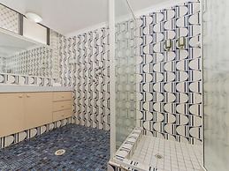 Broadbeach Travel Inn Apartments