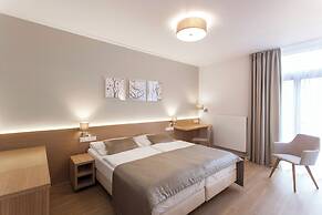 Hotel Carol
