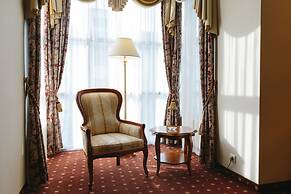 Grand Hotel Emerald