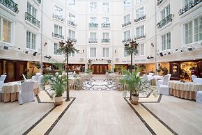 Grand Hotel Emerald