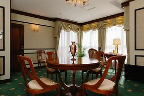 Grand Hotel Emerald
