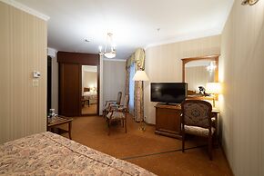 Grand Hotel Emerald