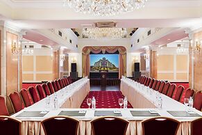Grand Hotel Emerald