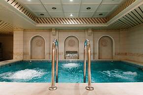 Grand Hotel Emerald