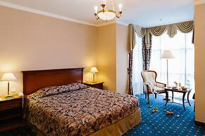 Grand Hotel Emerald
