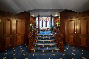 Grand Hotel Emerald