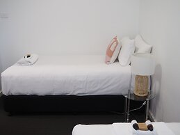 The Esplanade Motel