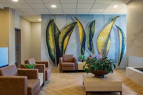 Days Inn & Suites by Wyndham West Edmonton