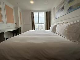 Magnificent International Hotel