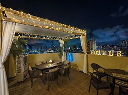 Macau Hotel S