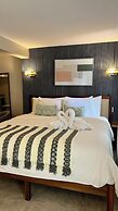 Mata Rocks Resort