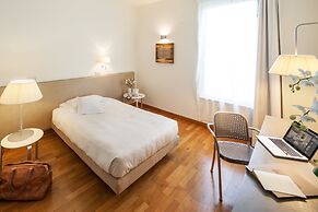 Cosmo Hotel Palace