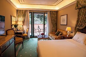 River Château Hotel