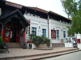 Janus Boutique Hotel & Spa