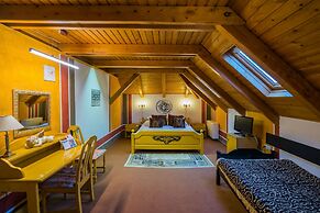 Janus Boutique Hotel & Spa