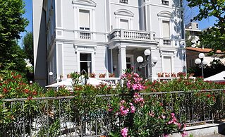 Hotel Esedra