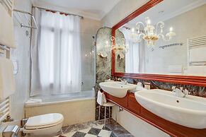 Hotel Antiche Figure